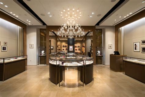 cartier jewelry heathrow.